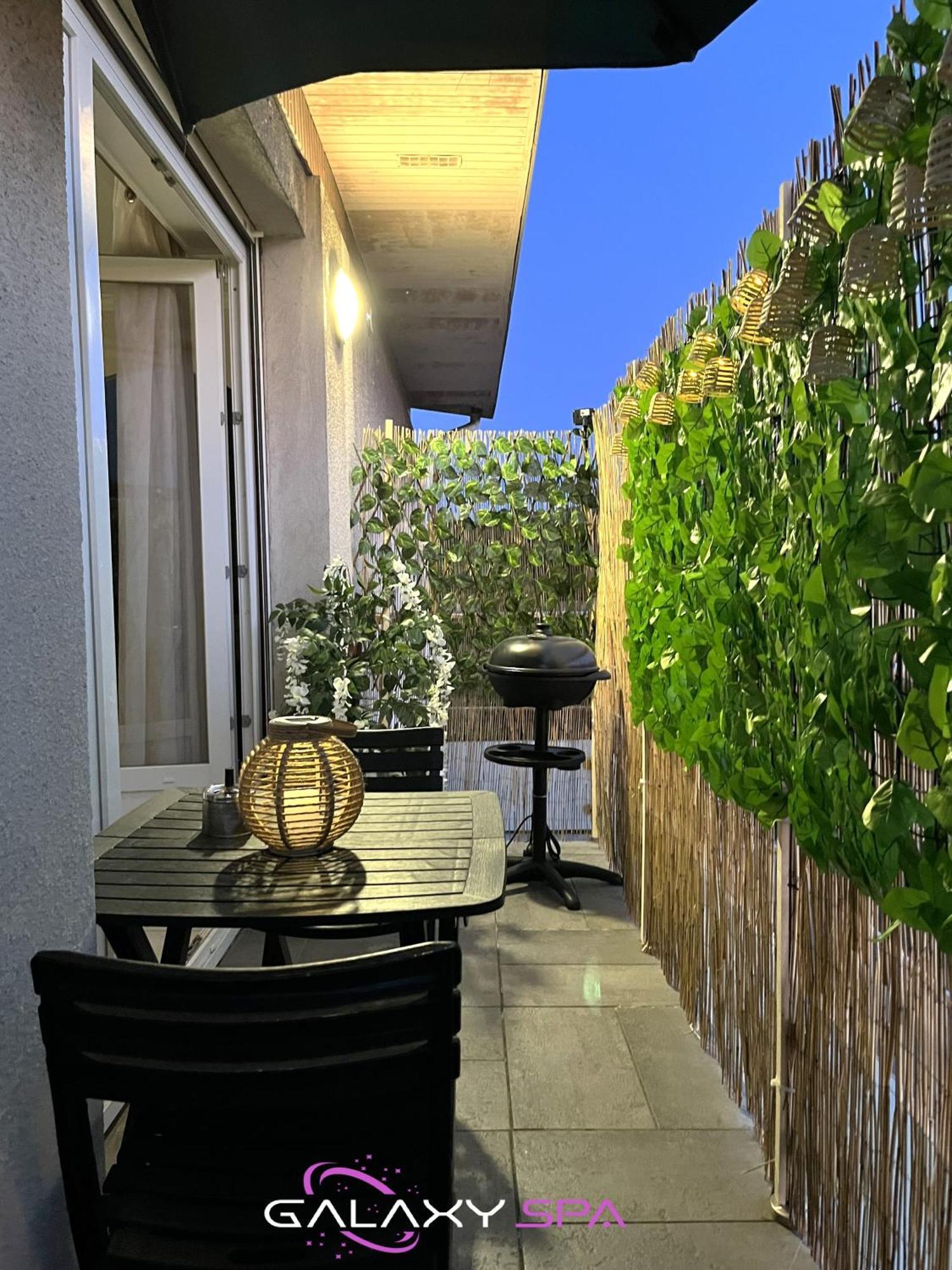 Galaxy Spa - Suite Venus Jacuzzi Et Sauna Privatif Champigneulles Exterior foto